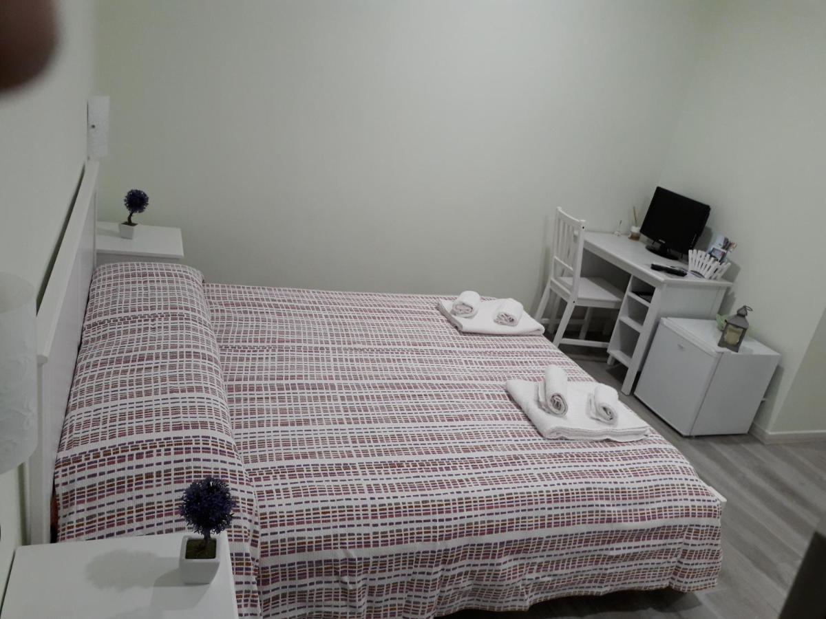 מלון מנדלו דל לאריו Casa Liberty מראה חיצוני תמונה